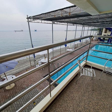 La Primera Grande Beach Resort Roxas  외부 사진