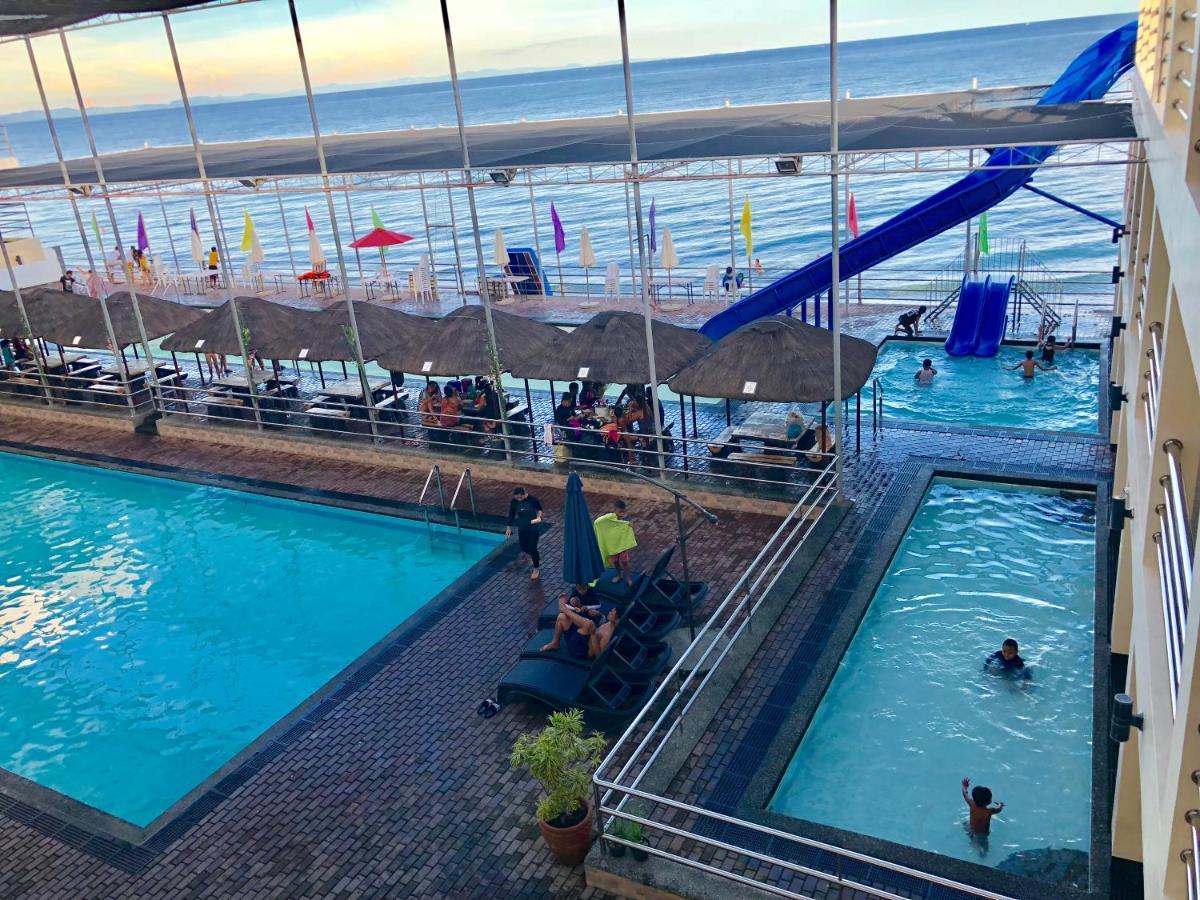 La Primera Grande Beach Resort Roxas  외부 사진