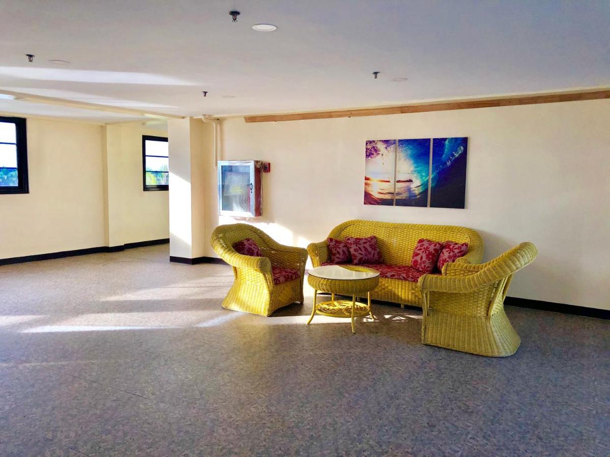 La Primera Grande Beach Resort Roxas  외부 사진